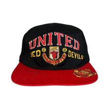 Load image into Gallery viewer, Vintage United Manchester Red Devils Cap
