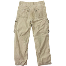 Load image into Gallery viewer, Vintage GAP Cargo Pants - 34 X 32
