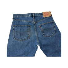 Load image into Gallery viewer, Vintage Levi&#39;s 501 Jeans - 36 x 28
