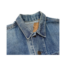 Load image into Gallery viewer, Vintage Levi’s Type 3 Denim Jacket - M
