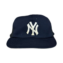 Load image into Gallery viewer, Vintage New York Yankees Cap
