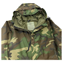 Load image into Gallery viewer, Vintage Camo Parka Military Jacket - XL
