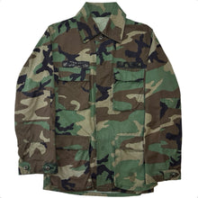 Load image into Gallery viewer, Vintage Camo Jacket - M
