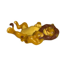 Load image into Gallery viewer, Vintage Mufasa and Simba Figure 4&quot;
