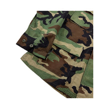 Load image into Gallery viewer, Vintage Camo Military Jacket - M

