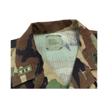 Load image into Gallery viewer, Vintage Camo Military Jacket - M
