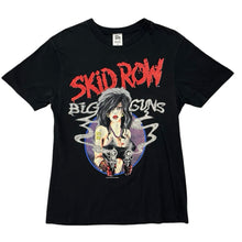 Load image into Gallery viewer, Vintage 1989 Skid Row ‘Big Guns’ Tee - L
