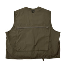 Load image into Gallery viewer, Vintage Vest - M

