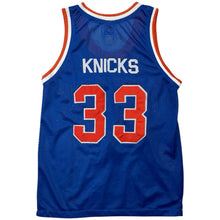 Load image into Gallery viewer, Vintage New York Knicks Jersey No.33 - S
