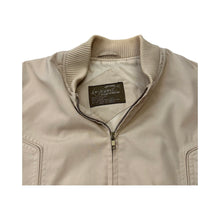 Load image into Gallery viewer, Vintage Oxford Long Island Jacket - M
