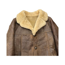 Load image into Gallery viewer, Vintage Suede Sherpa Coat Jacket - XL
