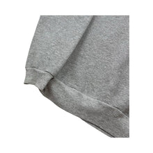 Load image into Gallery viewer, Vintage Hanes Crew Neck - M
