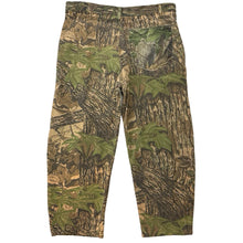 Load image into Gallery viewer, Vintage Realtree Pants - 34 x 24
