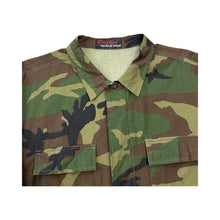 Load image into Gallery viewer, Vintage 'Prestige' Camo Jacket - L
