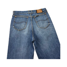 Load image into Gallery viewer, Vintage Lee Jeans - 31 x 27
