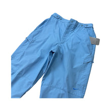 Load image into Gallery viewer, Vintage Deadstock Nike 3/4 Pants
