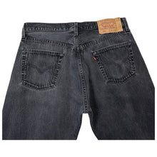 Load image into Gallery viewer, Vintage Levi’s 501 Jeans - 35 x 28
