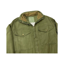 Load image into Gallery viewer, Vintage 1969 Denison Smock Military Jacket - L
