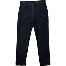 Load image into Gallery viewer, Vintage Wrangler Jeans - 36 x 33
