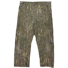 Load image into Gallery viewer, Vintage Realtree Pants - 38 x 27
