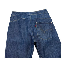 Load image into Gallery viewer, Vintage Levi’s Jeans - 26 x 28
