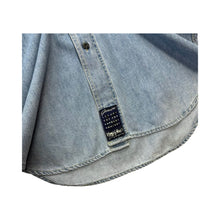 Load image into Gallery viewer, Vintage Mossimo Denim Button Up Shirt - L
