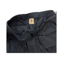 Load image into Gallery viewer, ACG Nike Cargo Shorts - S
