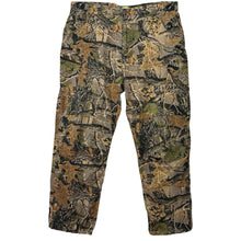 Load image into Gallery viewer, Vintage Realtree Pants - 40 x 30
