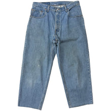 Load image into Gallery viewer, Vintage Levi’s 560 Jeans - 34 x 26
