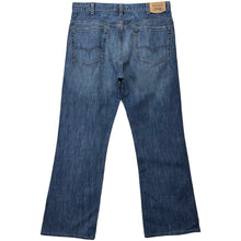 Load image into Gallery viewer, Vintage Levi’s Jeans - 38 x 32
