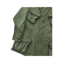 Load image into Gallery viewer, Vintage Military Combat Coat - M
