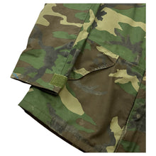 Load image into Gallery viewer, Vintage Camo Parka Military Jacket - XL
