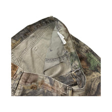 Load image into Gallery viewer, Vintage Wrangler Realtree Pants - 38 x 29
