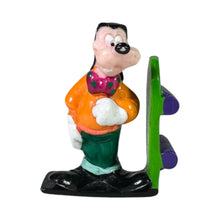 Load image into Gallery viewer, Vintage 1994 Goofy on Skateboard Figure 2.5&quot;
