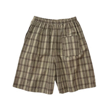 Load image into Gallery viewer, Vintage Plaid Shorts - 28"
