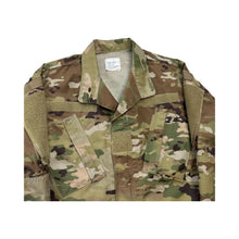 Load image into Gallery viewer, Vintage Camo Jacket - XS
