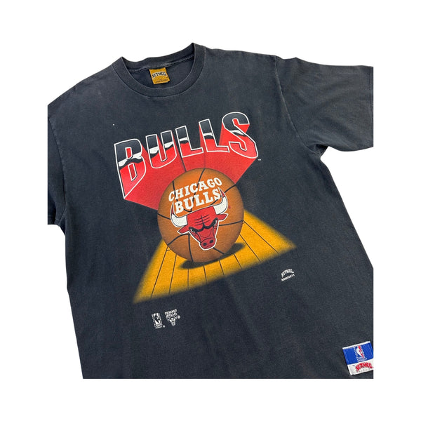 Vintage Chicago Bulls NBA by Nutmeg Mills Tee - XL