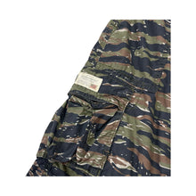 Load image into Gallery viewer, Ralph Lauren Denim &amp; Supply Camo Shorts - 32
