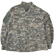 Load image into Gallery viewer, Vintage Pixel Camo Combat Jacket - M
