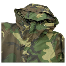 Load image into Gallery viewer, Vintage Camo Parka Military Jacket - XL

