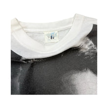 Load image into Gallery viewer, Vintage 1991 Cliff Richard ‘From a Distance’ Tour Tee - XL
