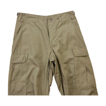 Load image into Gallery viewer, Vintage Military Pants - 31 x 30

