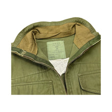 Load image into Gallery viewer, Vintage 1969 Denison Smock Military Jacket - L
