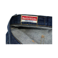 Load image into Gallery viewer, Vintage Betty Smith Flared Jeans - 29 x 30
