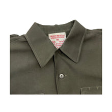 Load image into Gallery viewer, Vintage 1991 Military Shirt - M
