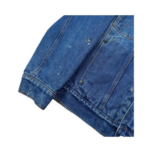 Load image into Gallery viewer, Vintage Wrangler Sherpa Lined Denim Jacket - XL
