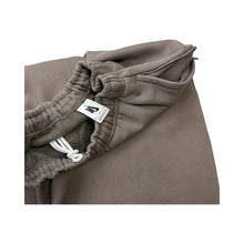 Load image into Gallery viewer, Nike Track Pants - M
