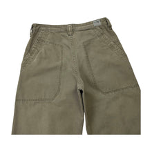 Load image into Gallery viewer, Vintage The North Face Pants - 32 x 30
