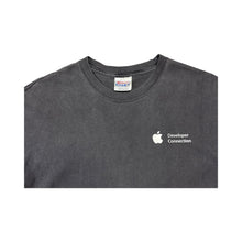 Load image into Gallery viewer, 00&#39;s Apple &#39;Developer Connection&#39; Tee - XL
