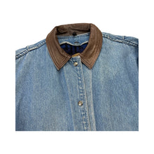 Load image into Gallery viewer, Vintage Woolrich Blanket Lined Denim Jacket - L
